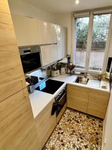 Beautiful new and comfortable studio 10min from Montmartre