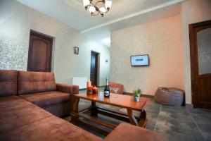 Spacious 2 Bedroom Apartment, 115 m2 Central Tbilisi
