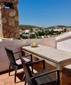 Dachterrassenzimmer in romantischem Landhaus mit Pool