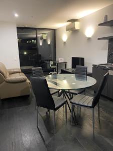 Modern 2BR, Swimming Pool, Gym & Parking