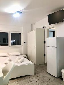 AIOLOS Pagrati Athens Hilton near METRO station