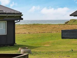 5 person holiday home in Lemvig-By Traum