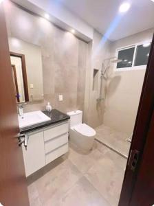 Confortable, Ubicación Ideal con Parqueo y Balcones CIUDAD DE SUCRE BOLIVIA