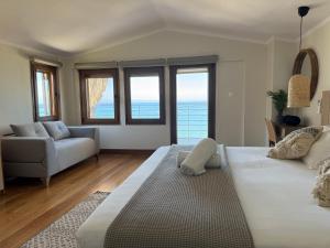 Exceptional beachfront villa Blue Pearl