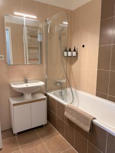 Bright & Modern Stay in Prague