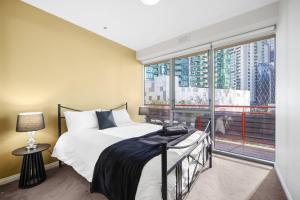 Southbank Sky Retreat by ReadyStay