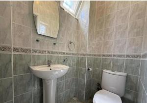 Villa Christing-Cozy Private Villa with Pool in Central Location