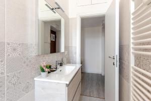 TOM&MARY APARTMENT 5 min METRO