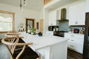 Narrowsburg Modern Chalet with Pond Fire Pit