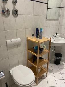 Moderne Citynahe Wohnung mit Parkmöglichkeiten