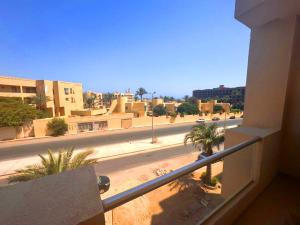 Florenza Khamasin C105