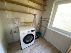 4-ZIMMERWOHNUNG,KÜCHE, INTERNET,PARKPLATZ,EMDEN,IHLOW,AURICh