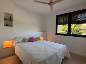 Can Pou, charming village house in Girona