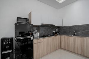 Stunning 2 bed Beachside Villa Brand New