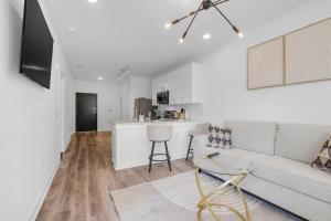 Downtown Atlanta Home Away from Home - 2