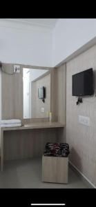 Srirangam SUITE Rooms- A Divine Stay Near the Temple