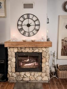 COZY COTTAGE IN THE WOODS - Przytulny domek w lesie