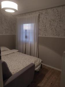 Domek nad jeziorem Chłop