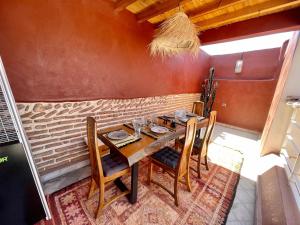 Riad de charme 3 chambres,2 terrases et Jacuzzi, superbe emplacement