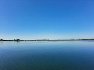 Domek nad jeziorem Chłop