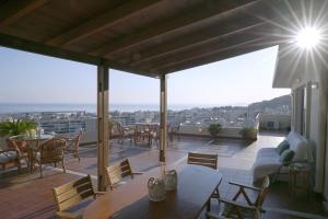 Rethymnian Luxury Seaview Apartment