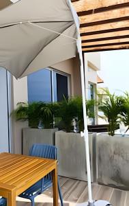 Ultimo piso, amplia terraza y vista impresionante!