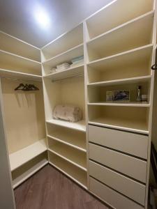 Appartment near the se, Kamanina