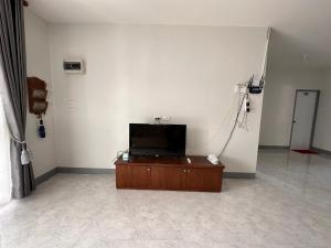 3-Bedroom Chiang Mai House with Parking & Garden