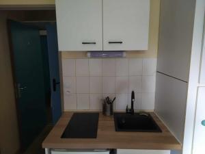 Studette Chaleureuse TOURS