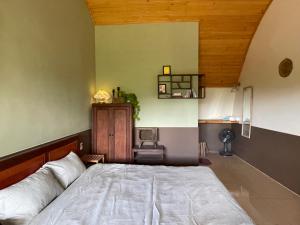 Vụng Nhỏ - Căn phòng xanh mộc mạc dễ chịu