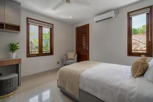 5 bedroom Beachside villa premium brand new