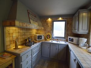 Holiday Home in Falaën near Montaigle Castle