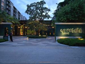 La Habana Huahin by J2A