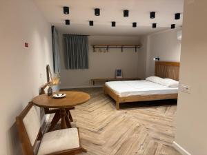 Niari Apartment 7 in old Batumi