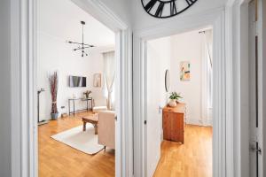 PRIME Kensington High Street