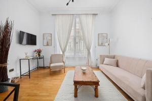 PRIME Kensington High Street