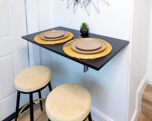 MIA Airport Modern Studio 10 min Downtown Port