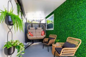 MIA Airport Modern Studio 10 min Downtown Port