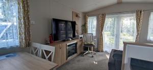 Billing Aquadrome , Poplar ,2 bedrooms caravan, KM12