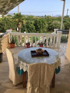 Lidas Golden View-All around veranda apartment