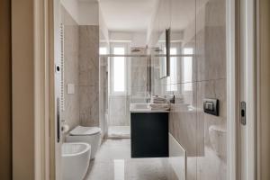 Luxury Design Apartment-2 Steps from Duomo