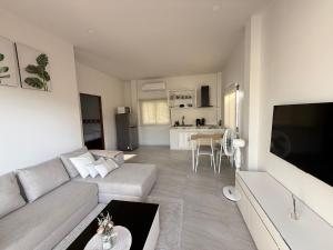 House with pool Srithanu Beach 1