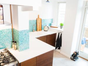 Explore Cph from a Stylish Central Apartment