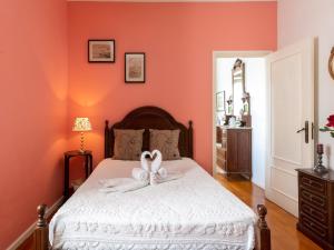 Holiday Home in Arcozelo with Private Pool