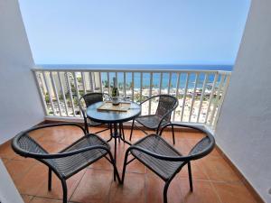 Surf & Sky - Las Americas