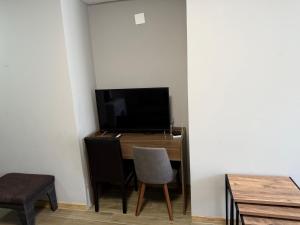 Didveli Gallery B-305