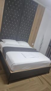 Hotel Esmerald Ksamil