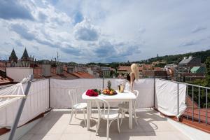 Luxurious Castle Suite