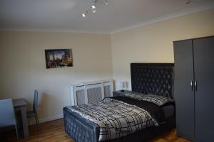 Premier London Rooms