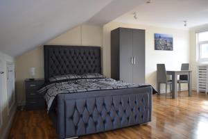 Premier London Rooms